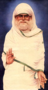 Brahmananda_Prabhakara_Siddha_Yogi_in white